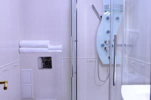 Отель AllureInn. Стандарт двухместный особенный 5