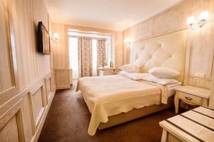 Отель Буковина. Люкс двухместный  6