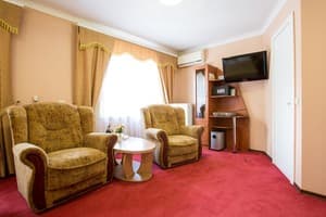 Отель Буковина. Полулюкс двухместный  3