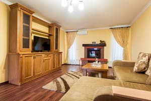 Гостинично-ресторанный комплекс Георг Парк. Люкс двухместный деревянный корпус двухкомнатный 1