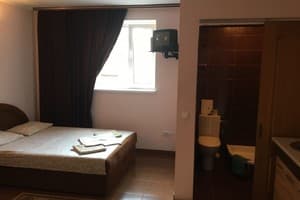 Gesthouse & Parking 11