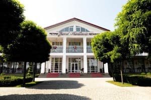 Отель Grand Aristocrate