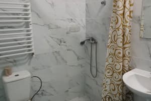 Готель Luxor Inn & Suites. Покращений 4-місний з видом на місто 5