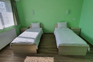 Отель Luxor Inn & Suites. Улучшенный двухместный с раздельными кроватями и микроволновкой 1