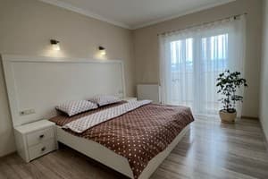 Квартира Затишні апартаменти TWO. Семейный трехместный  1