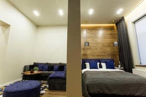 на Трояндовой 9